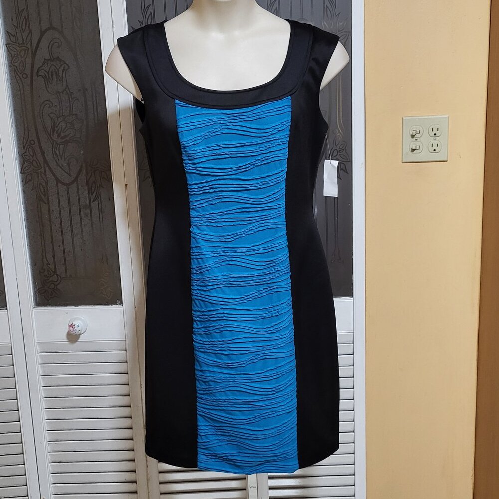 Signature London Style Ladies Beautiful Black Blue Dress